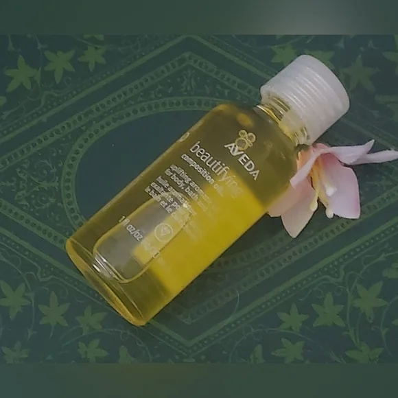 Aveda Beautifying Composition Oil Uplifting Aromatic Oil for Body, Bath, & Scalp - Picture 6 of 6